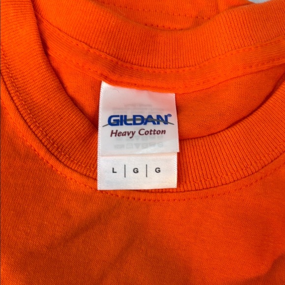 Gildan Adult Bright Orange T-Shirt with English Bulldog Appliqué Design, size Lg - Picture 2 of 5